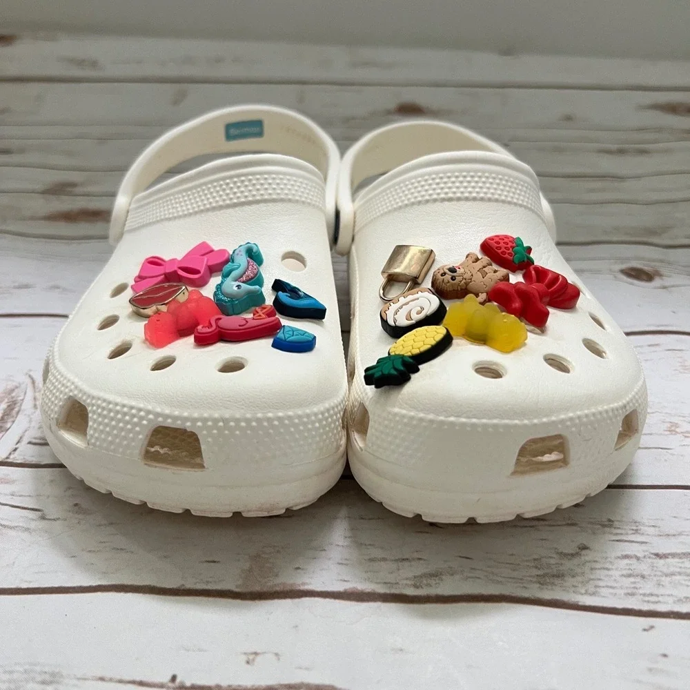 Crocs Classic Clogs Unisex White Jibbitz Charms (Women 8 Men 6 Big Kids 6)